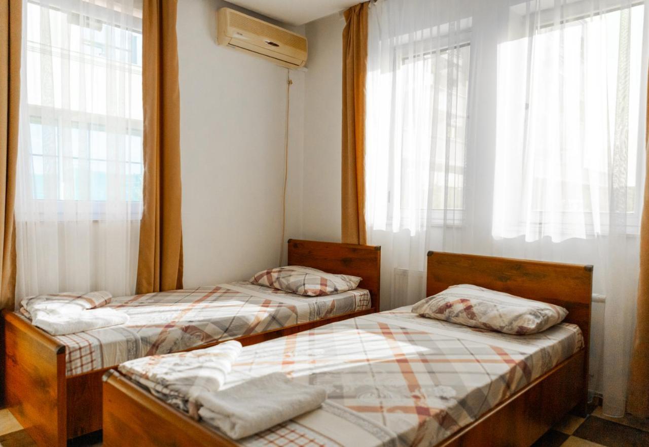 Hotel United Prisztina Zewnętrze zdjęcie