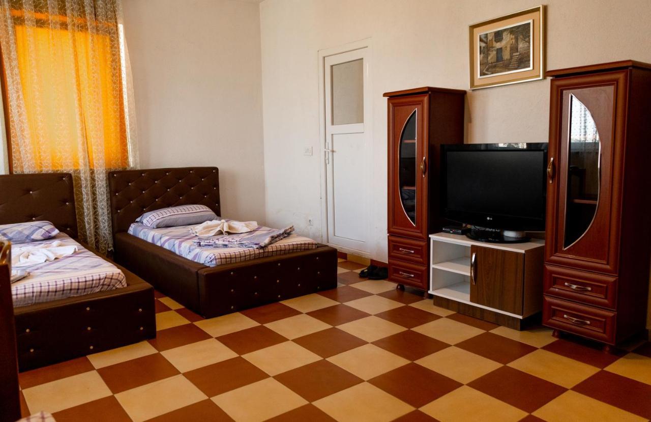 Hotel United Prisztina Zewnętrze zdjęcie