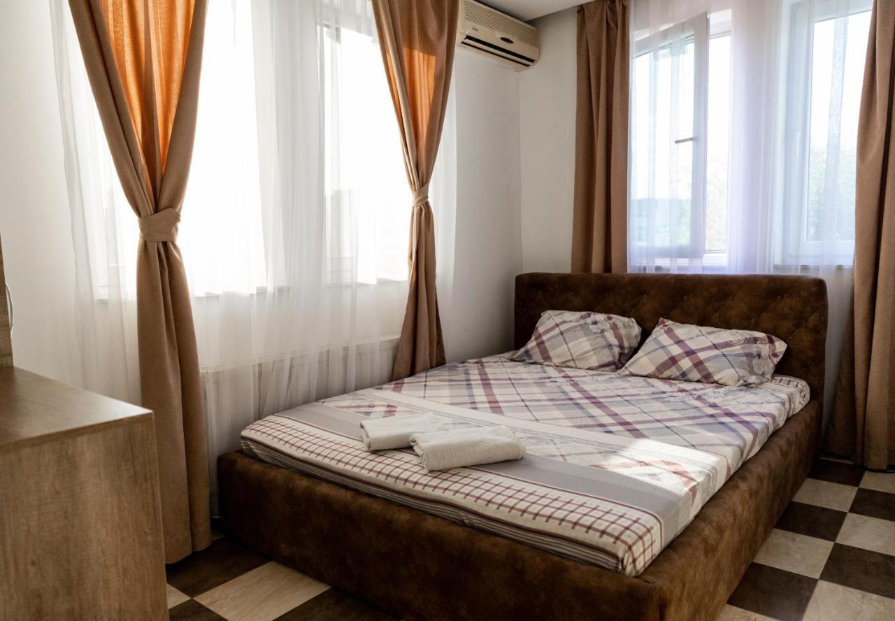 Hotel United Prisztina Zewnętrze zdjęcie