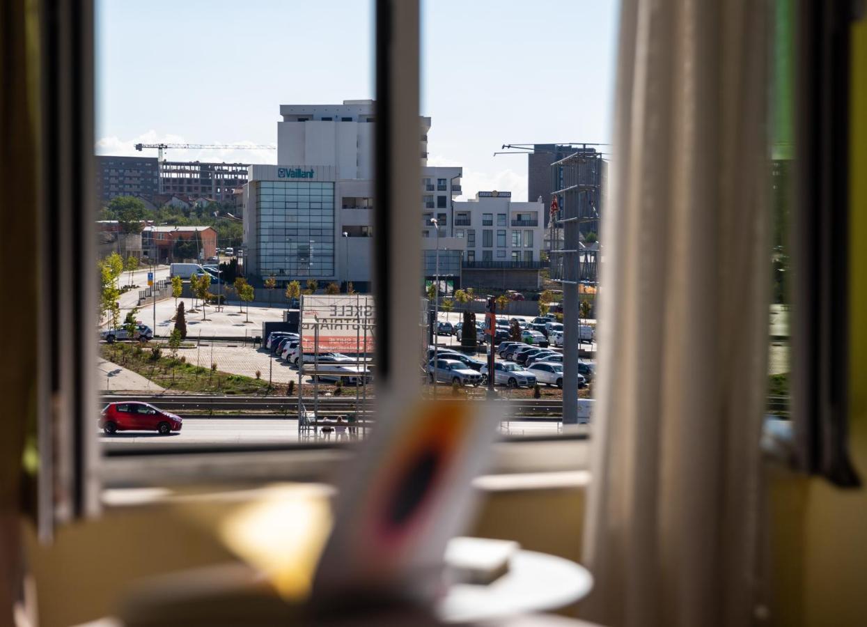 Hotel United Prisztina Zewnętrze zdjęcie