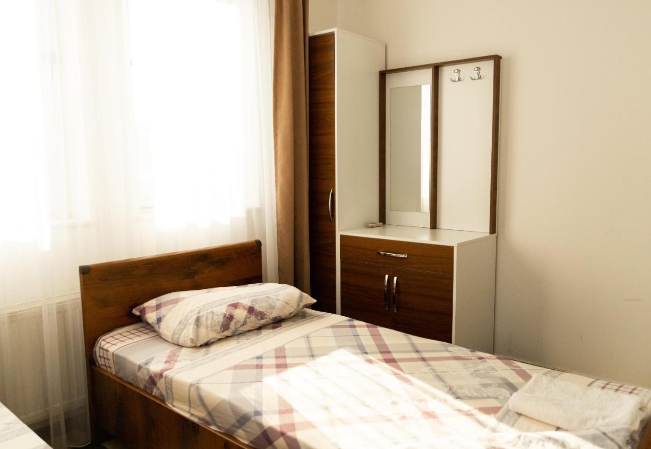 Hotel United Prisztina Zewnętrze zdjęcie